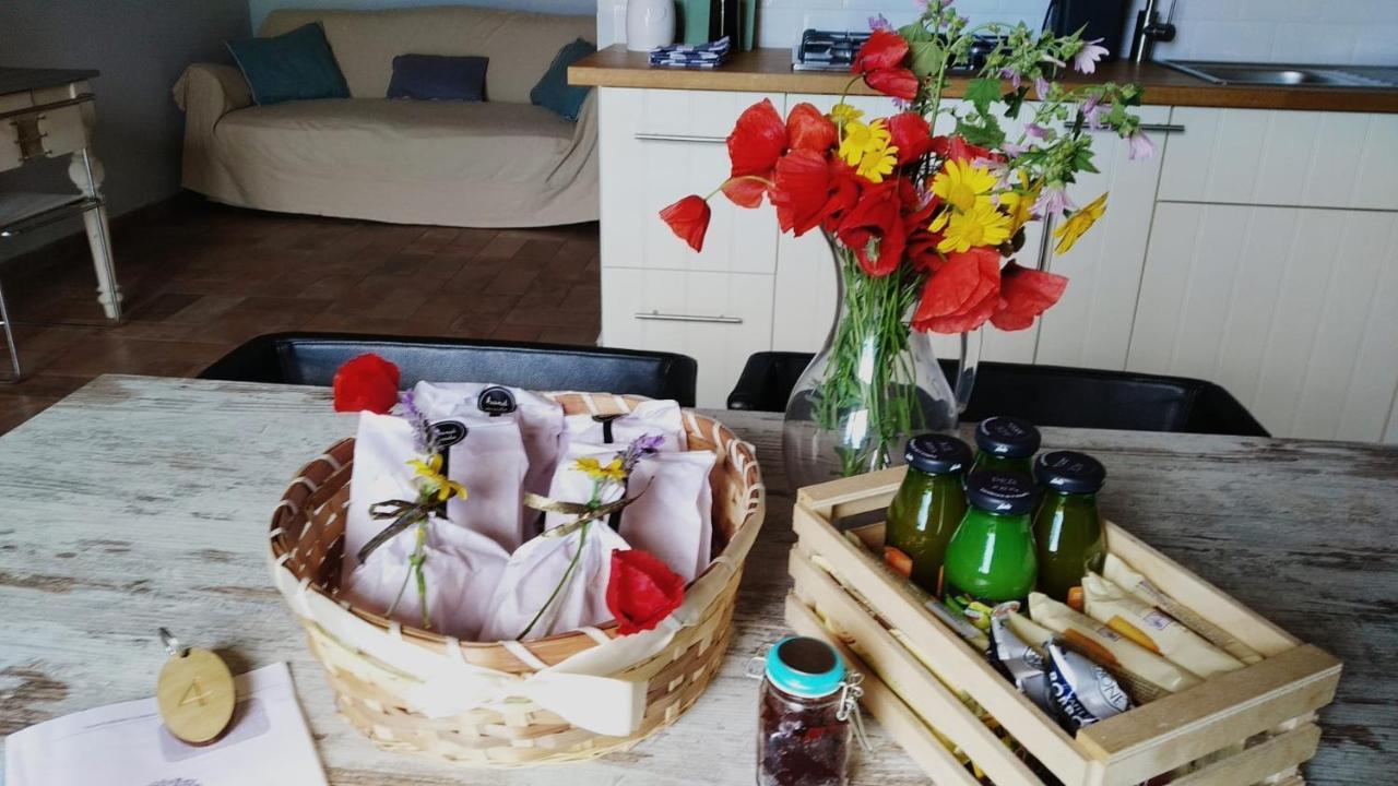 Agriturismo Casale San Benedetto Ceri エクステリア 写真
